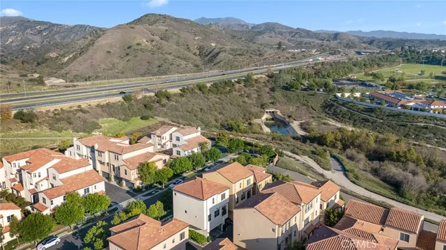 $1,475,000 | 214 Elkhorn, Irvine, CA 92618