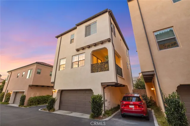 $1,475,000 | 214 Elkhorn, Irvine, CA 92618