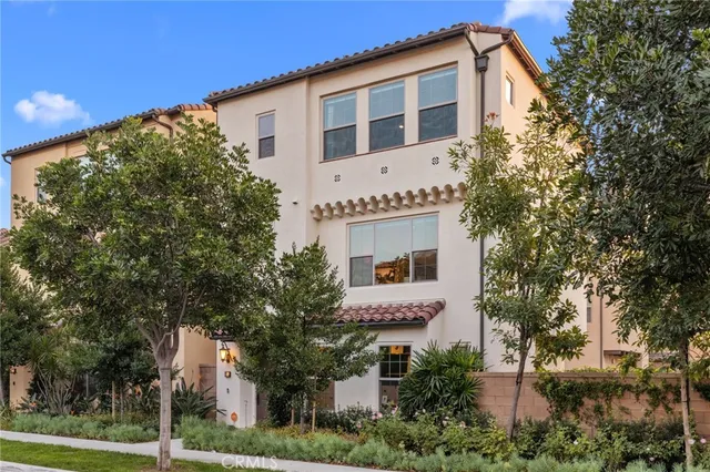 $1,475,000 | 214 Elkhorn, Irvine, CA 92618
