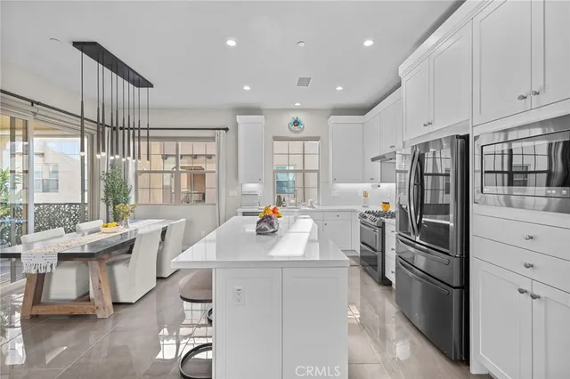 $1,475,000 | 214 Elkhorn, Irvine, CA 92618