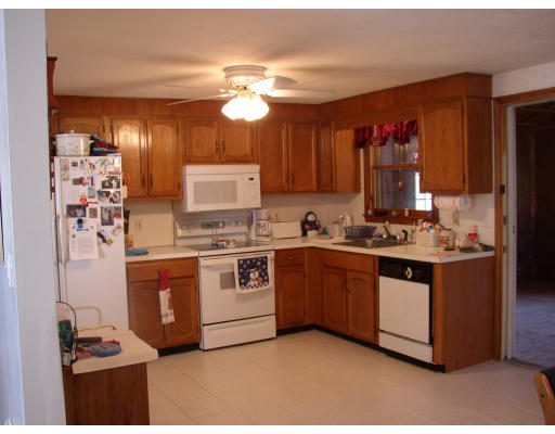 6 Nathaniel Road Medford, MA 02155 - Photo 4 of 4 Gallery Image 4
