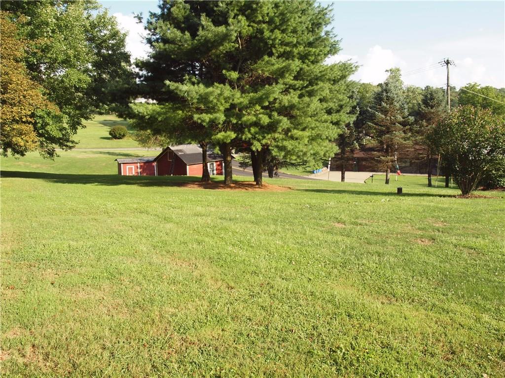 556 Cecil-Henderson Road Cecil, PA 15321 - Photo 18 of 23
