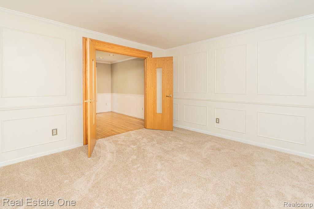 1377 Barneswood Lane Rochester, MI 48306 - Photo 11 of 39 1377 Barneswood_MLS-012 - Copy.jpg