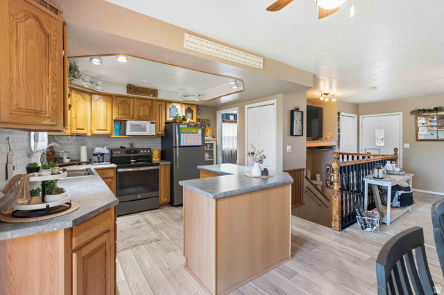 567 West 3200th Street South Logan, UT 84321 - Photo 5 of 40