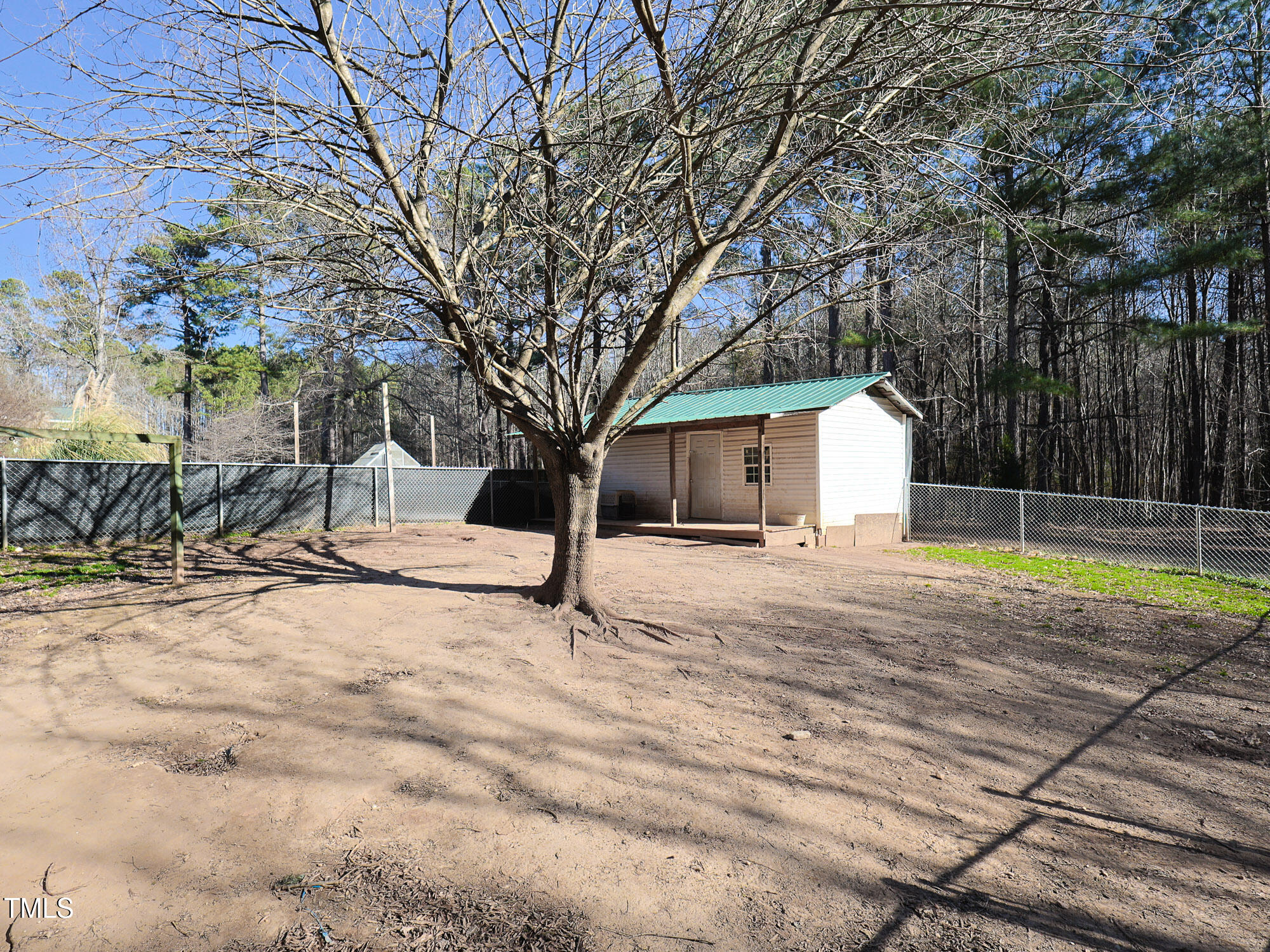 1354 Mudham Road Zebulon, NC 27597 - Photo 46 of 47 071_1354_mudham_fenced_area