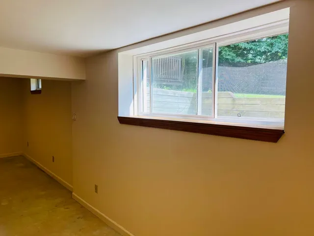 $668,000 | 303 Pinehurst Drive, Shelburne, VT 05482