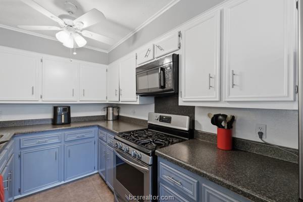 3518 Green Ridge Circle Bryan, TX 77802 - Photo 8 of 24 Gallery Image 8