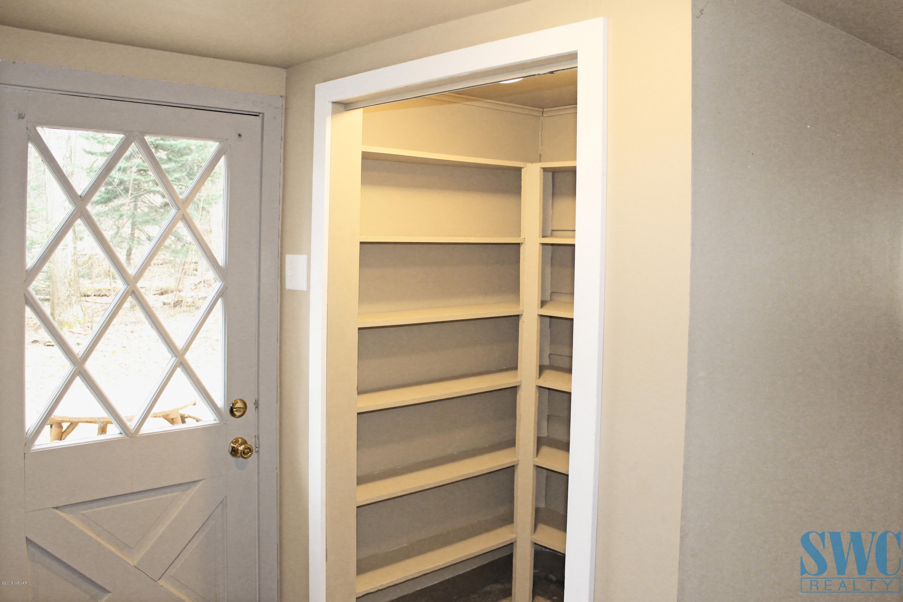 28 Groupe Road Jersey Shore, PA 17740 - Photo 10 of 24 Pantry