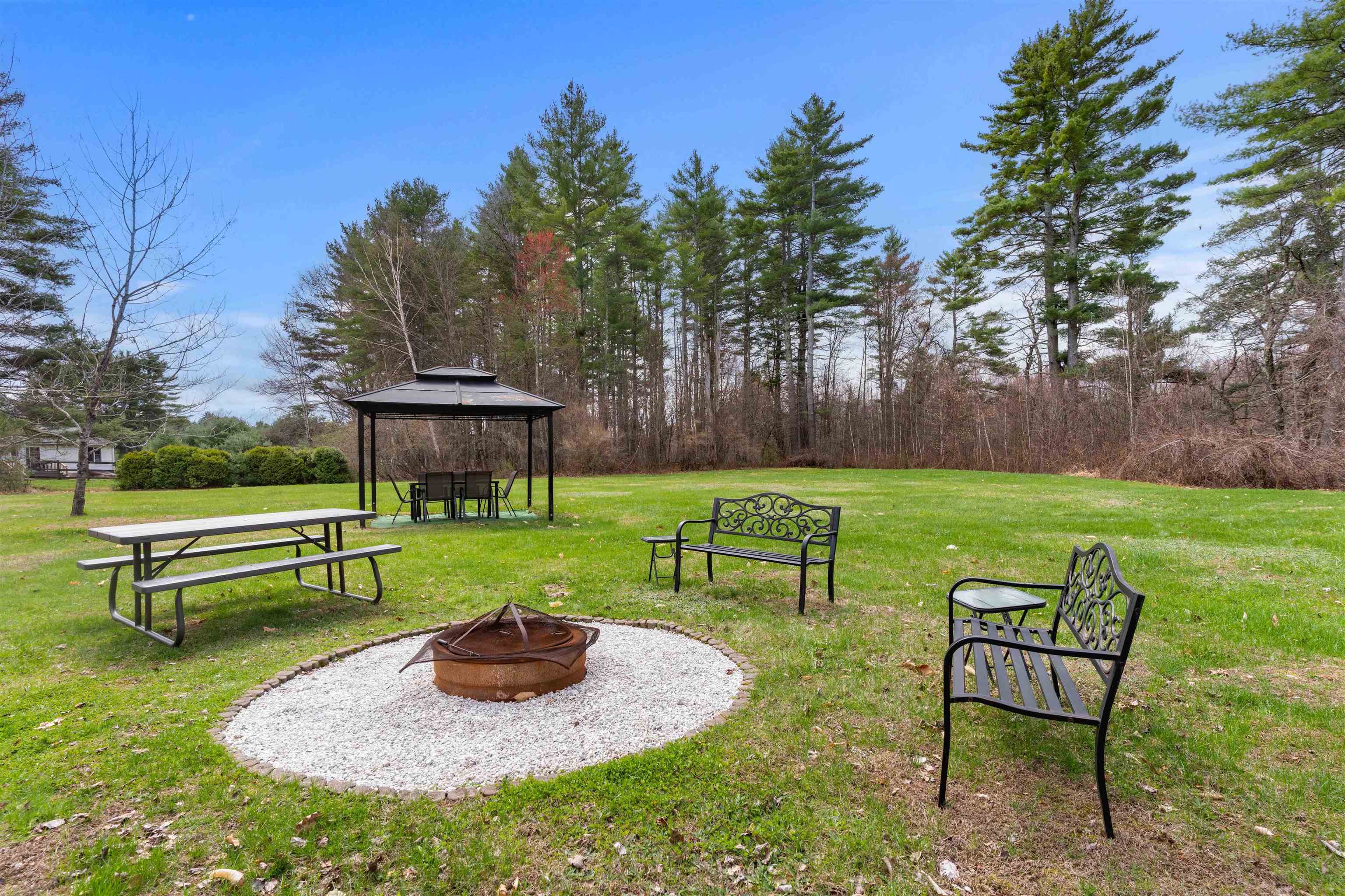 353 Goboro Road Epsom, NH 03234 - Photo 18 of 35 Gallery Image 18