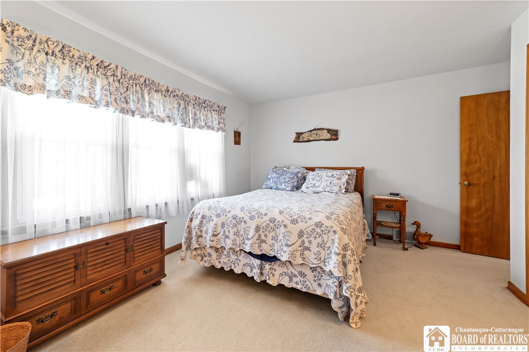 204 Berry Road Pomfret, NY 14063 - Photo 17 of 35