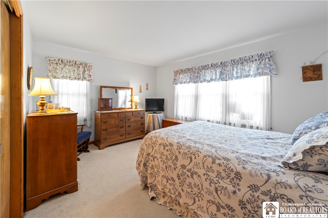 204 Berry Road Pomfret, NY 14063 - Photo 18 of 35