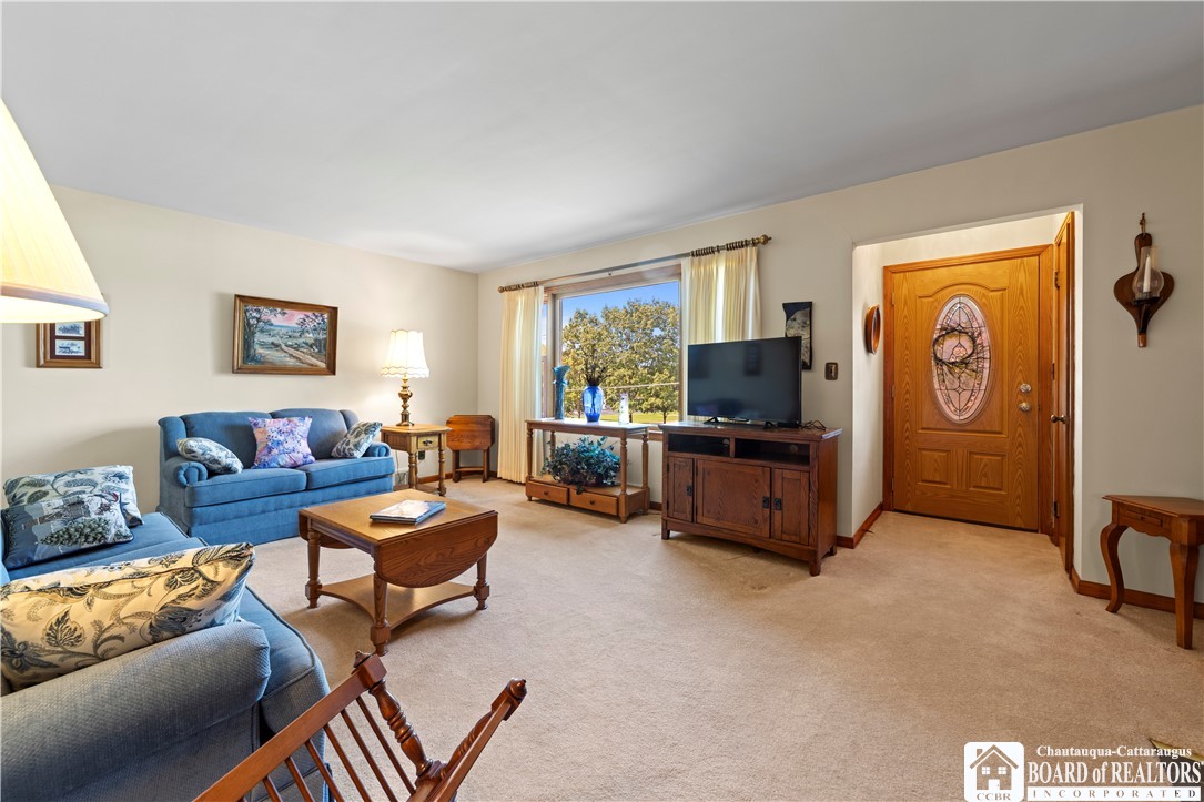 204 Berry Road Pomfret, NY 14063 - Photo 3 of 35