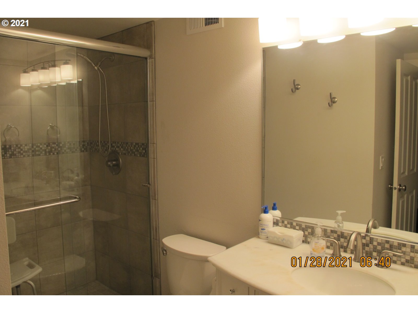 3344 Southeast Hillyard Road Gresham, OR 97080 - Photo 12 of 20 Gallery Image 12