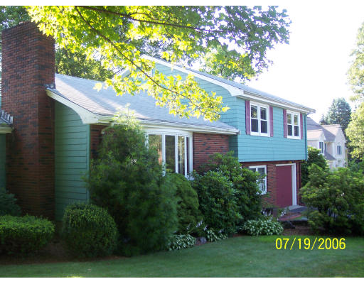 4 Stedman Road Lexington, MA 02421 - Photo 4 of 7 Gallery Image 4