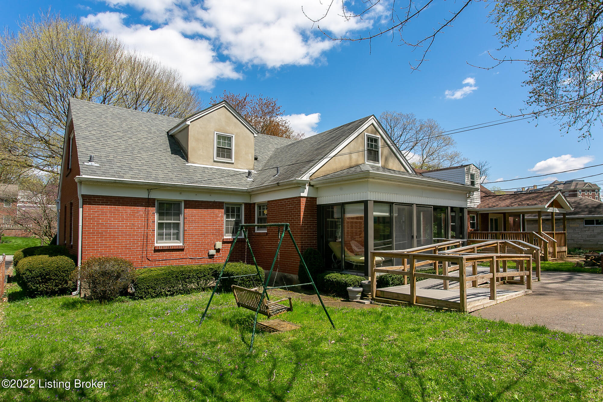 3250 Cross Bill Road Louisville, KY 40213 - Photo 44 of 54 3250 Crossbill-44