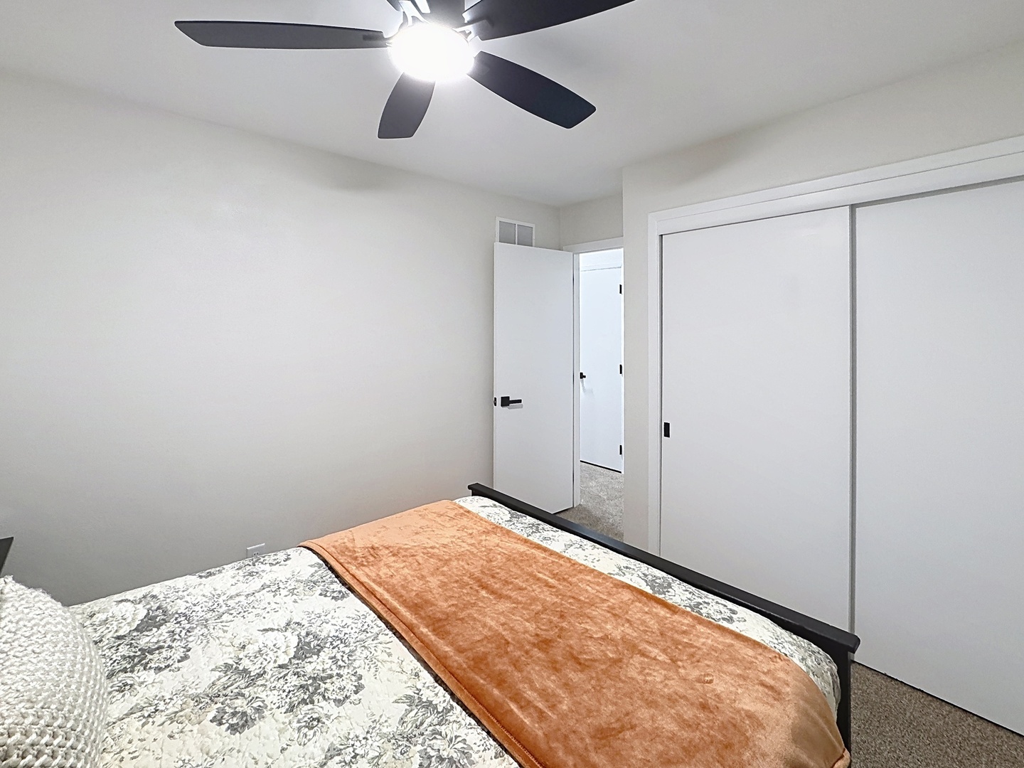 2438 3rd Street Moline, IL 61265 - Photo 10 of 25 Gallery Image 10
