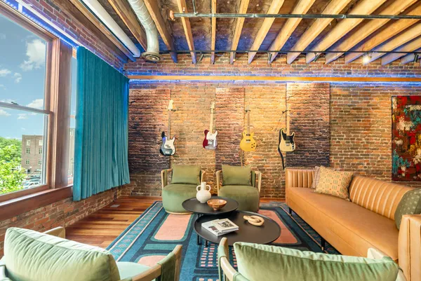 $11,995 | 219 2nd Avenue North, Unit 200, Nashville, TN 37201