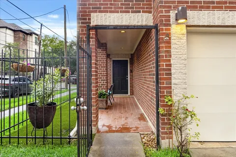 $395,000 | 5817 Darling Street, Unit A, Houston, TX 77007