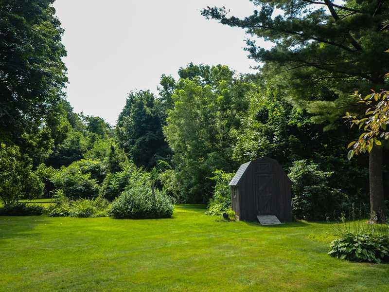 8 Robinson Road Scarborough, ME 04074 - Photo 32 of 34 Yard/Garden.