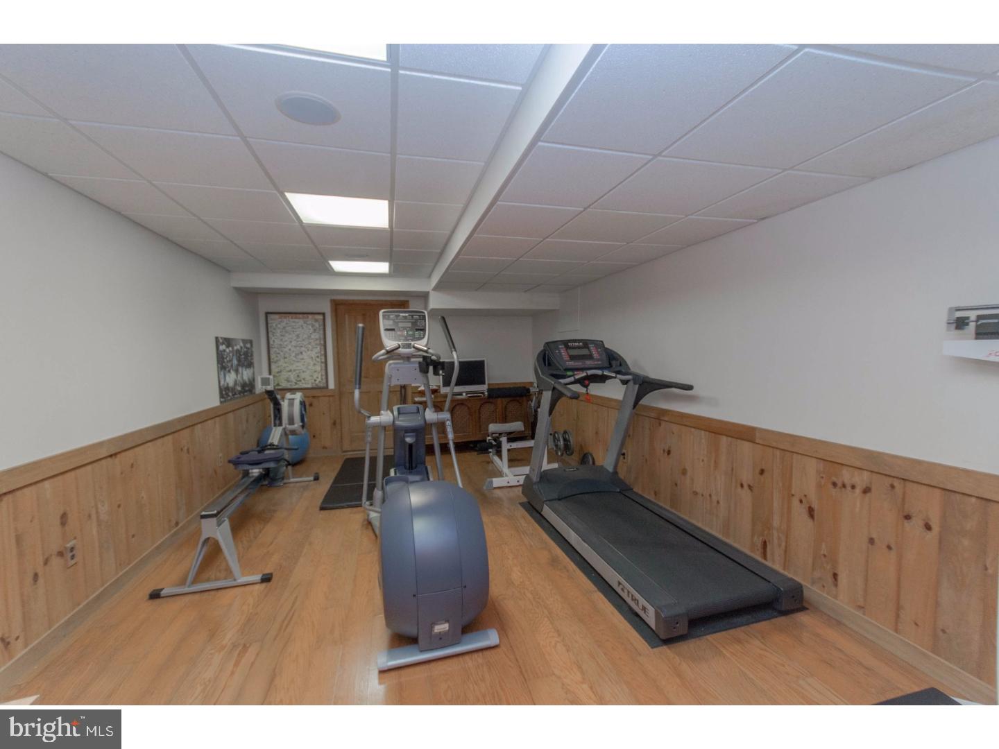 1583 Saucon Valley Road Bethlehem, PA 18015 - Photo 23 of 31 Gallery Image 23