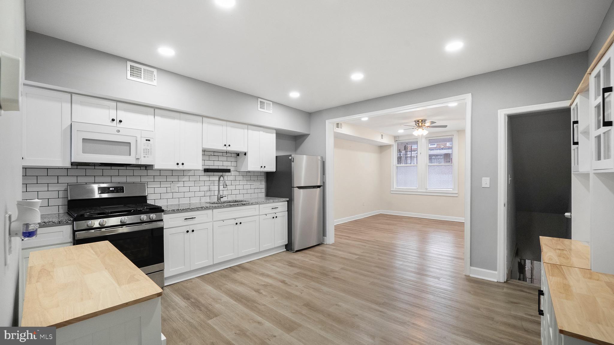 2880 Pelham Avenue Baltimore, MD 21213 - Photo 1 of 30