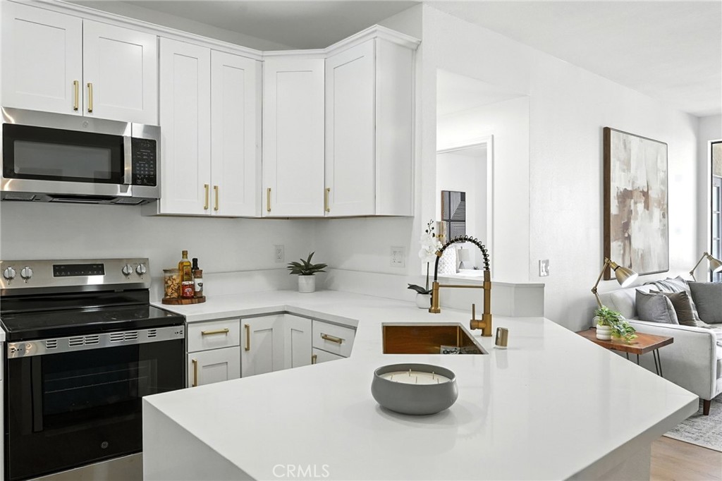 5875 Friars Road, Unit 4314 San Diego, CA 92110 - Photo 5 of 18