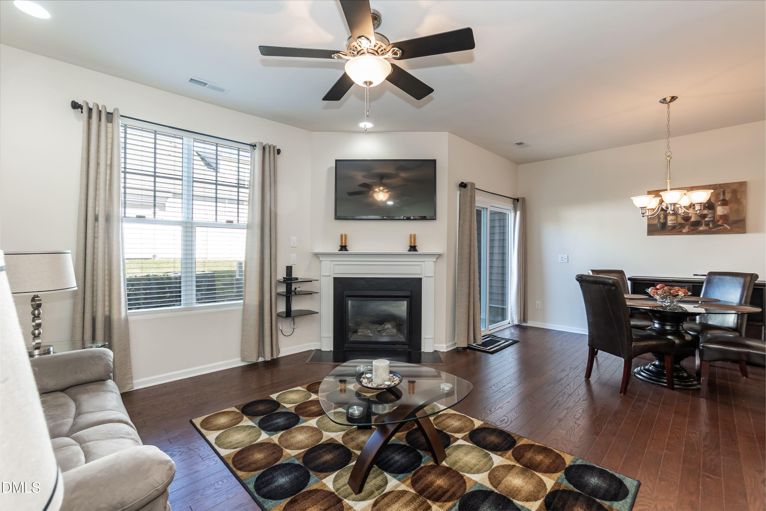 7330 Caversham Way Raleigh, NC 27617 - Photo 6 of 29 Living 02