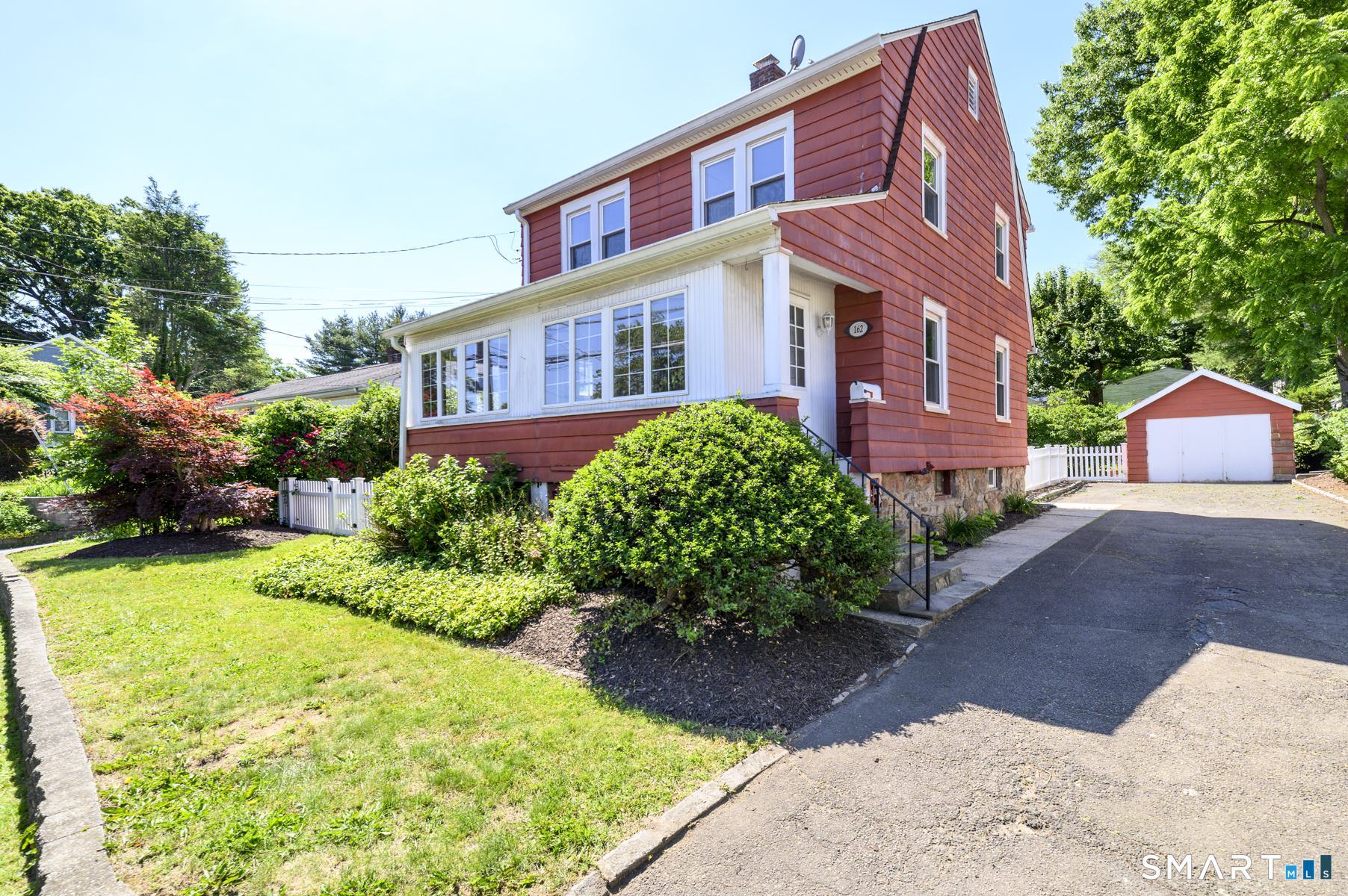 162 Toms Road Stamford, CT 06906 - Photo 1 of 30