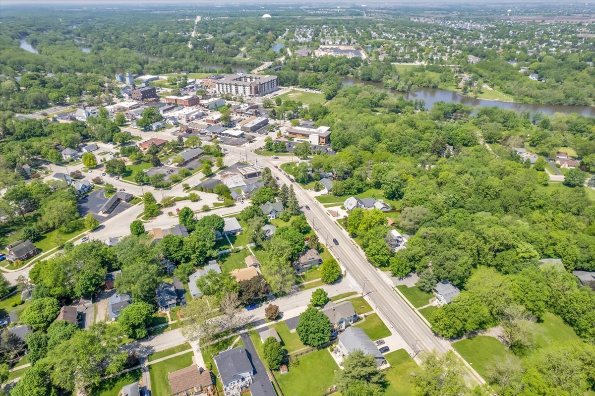 155 Chicago Road Oswego, IL 60543 - Photo 11 of 50 a view of a city