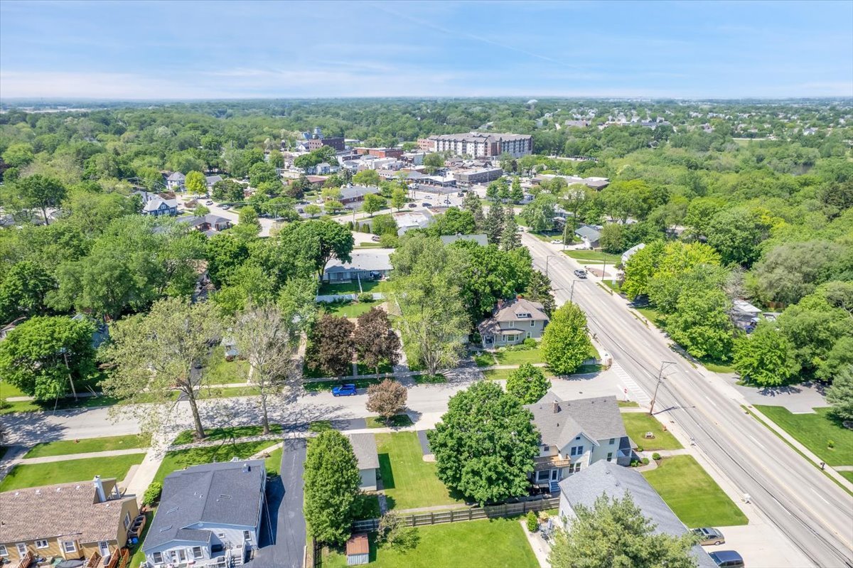155 Chicago Road Oswego, IL 60543 - Photo 10 of 50 an aerial view of residential houses with outdoor space and trees