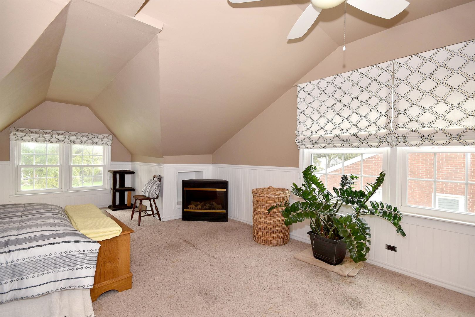 686 Spring Road Elmhurst, IL 60126 - Photo 22 of 42