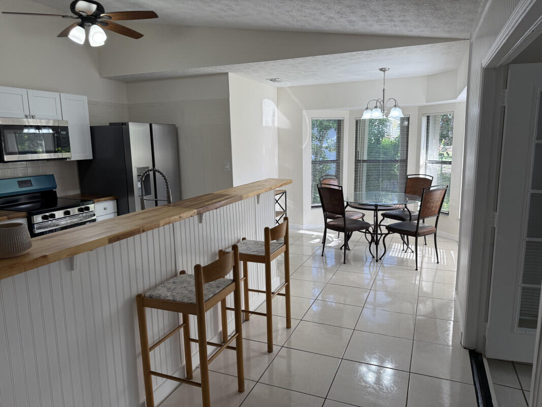 3053 Southeast Wake Road Port St. Lucie, FL 34984 - Photo 9 of 31 IMG_7084jpeg