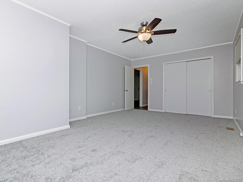 206 Gallimore Road Brevard, NC 28712 - Photo 17 of 30 Gallery Image 17