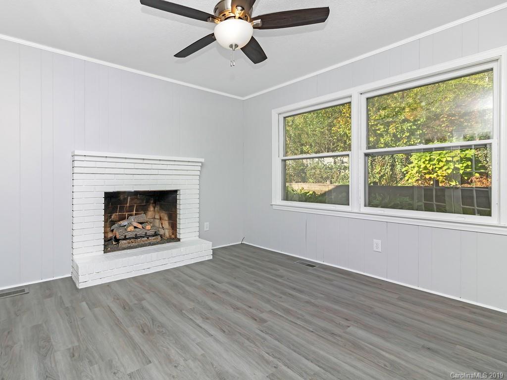 206 Gallimore Road Brevard, NC 28712 - Photo 10 of 30 Gallery Image 10