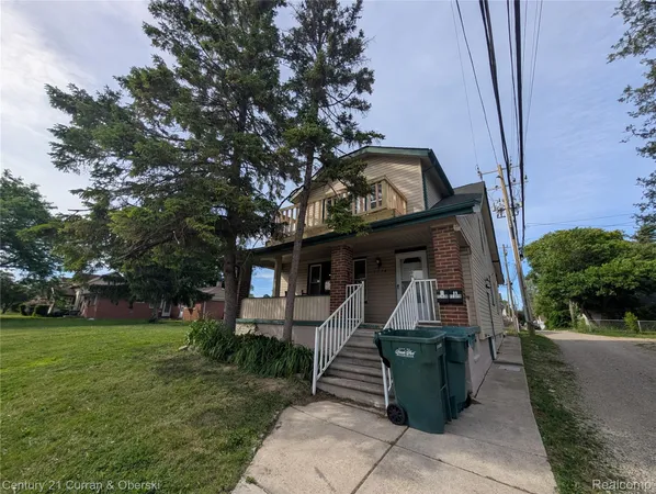 $950 | 1374 Hanford Avenue, Unit 2, Lincoln Park, MI 48146