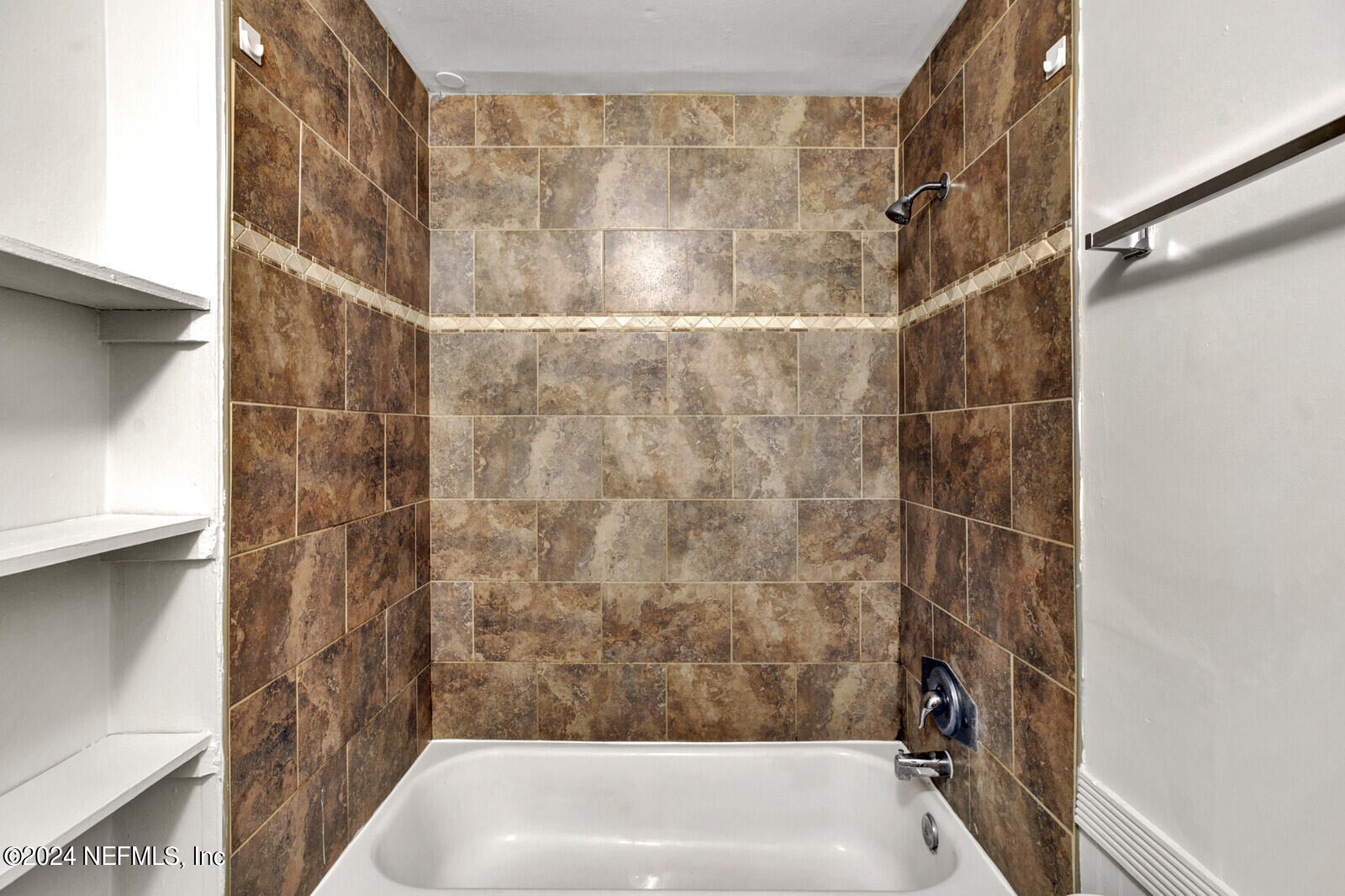 714 Cavalla Road Atlantic Beach, FL 32233 - Photo 14 of 22 Full Bath Upstairs