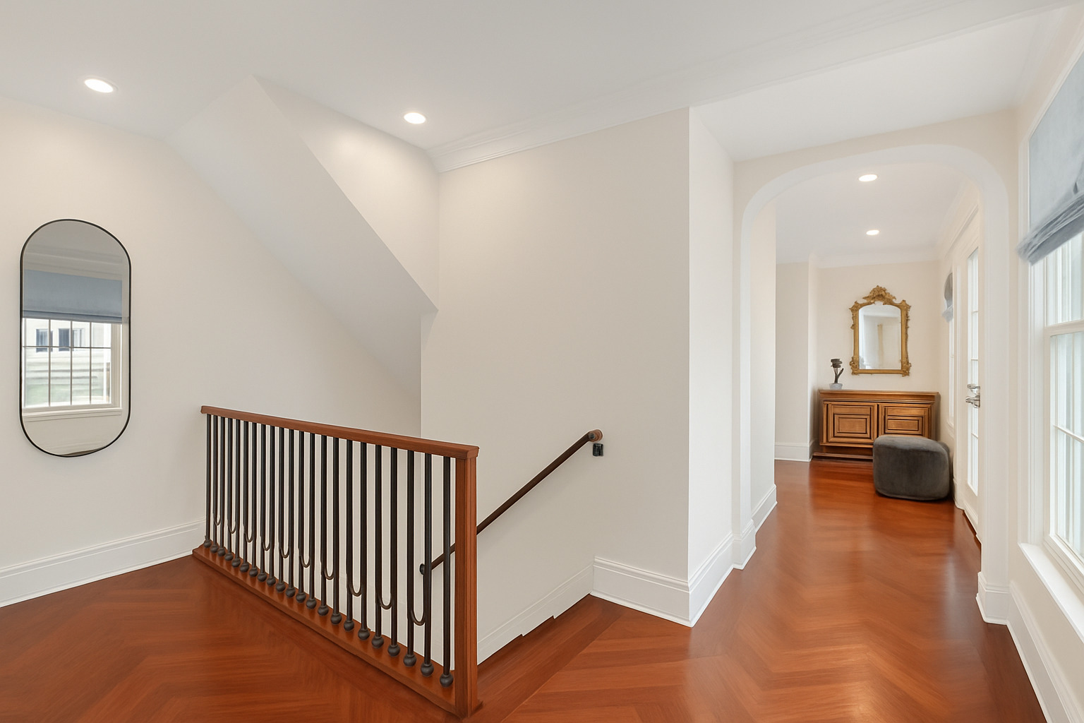 650 South Grove Avenue Barrington, IL 60010 - Photo 29 of 44 an entryway in a hall with a window and a livingroom
