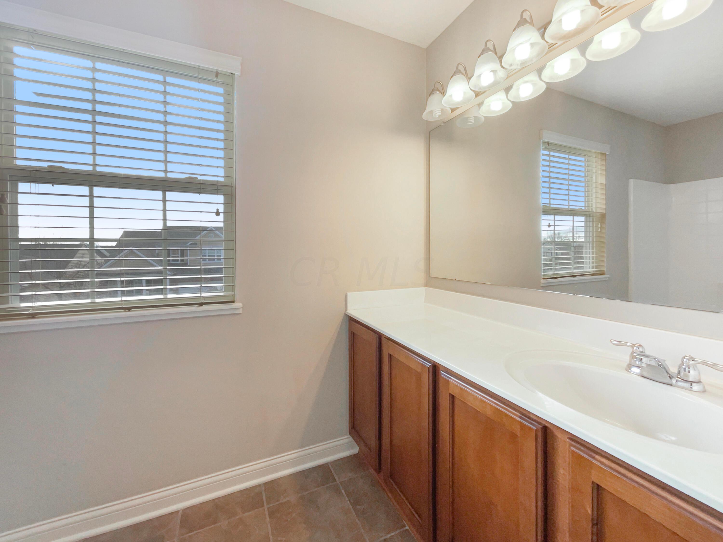 1412 Fergus Road Grove City, OH 43123 - Photo 20 of 32 listing_17
