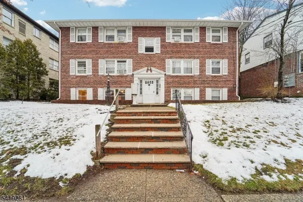 $1,800 | 357 Franklin Street, Unit 5, Bloomfield, NJ 07003