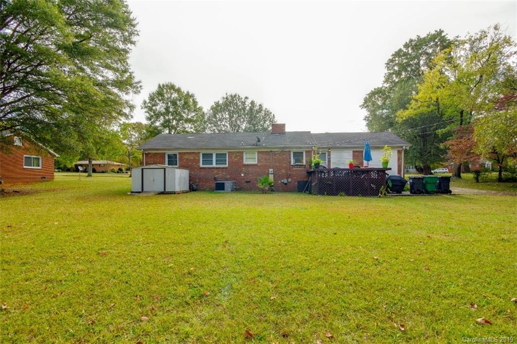 5301 Manning Road Charlotte, NC 28269 - Photo 23 of 26 Gallery Image 23