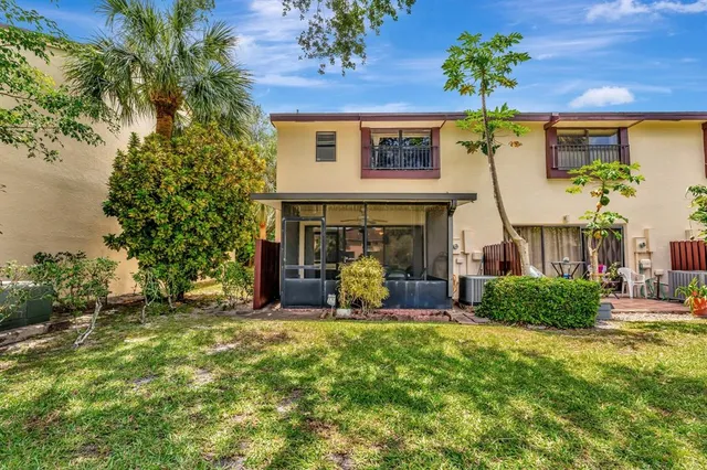 $347,000 | 3725 Carambola Circle North, Unit 2824, Coconut Creek, FL 33066