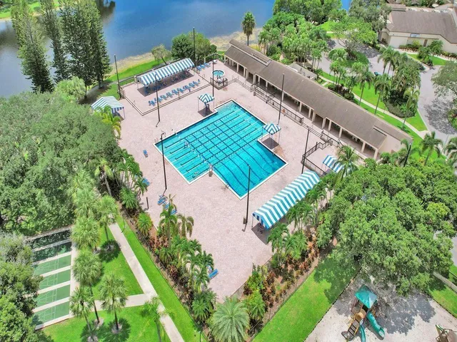 $347,000 | 3725 Carambola Circle North, Unit 2824, Coconut Creek, FL 33066