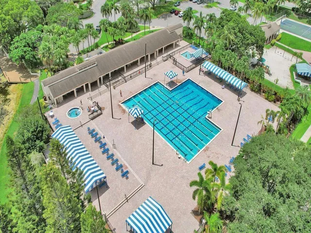 $347,000 | 3725 Carambola Circle North, Unit 2824, Coconut Creek, FL 33066