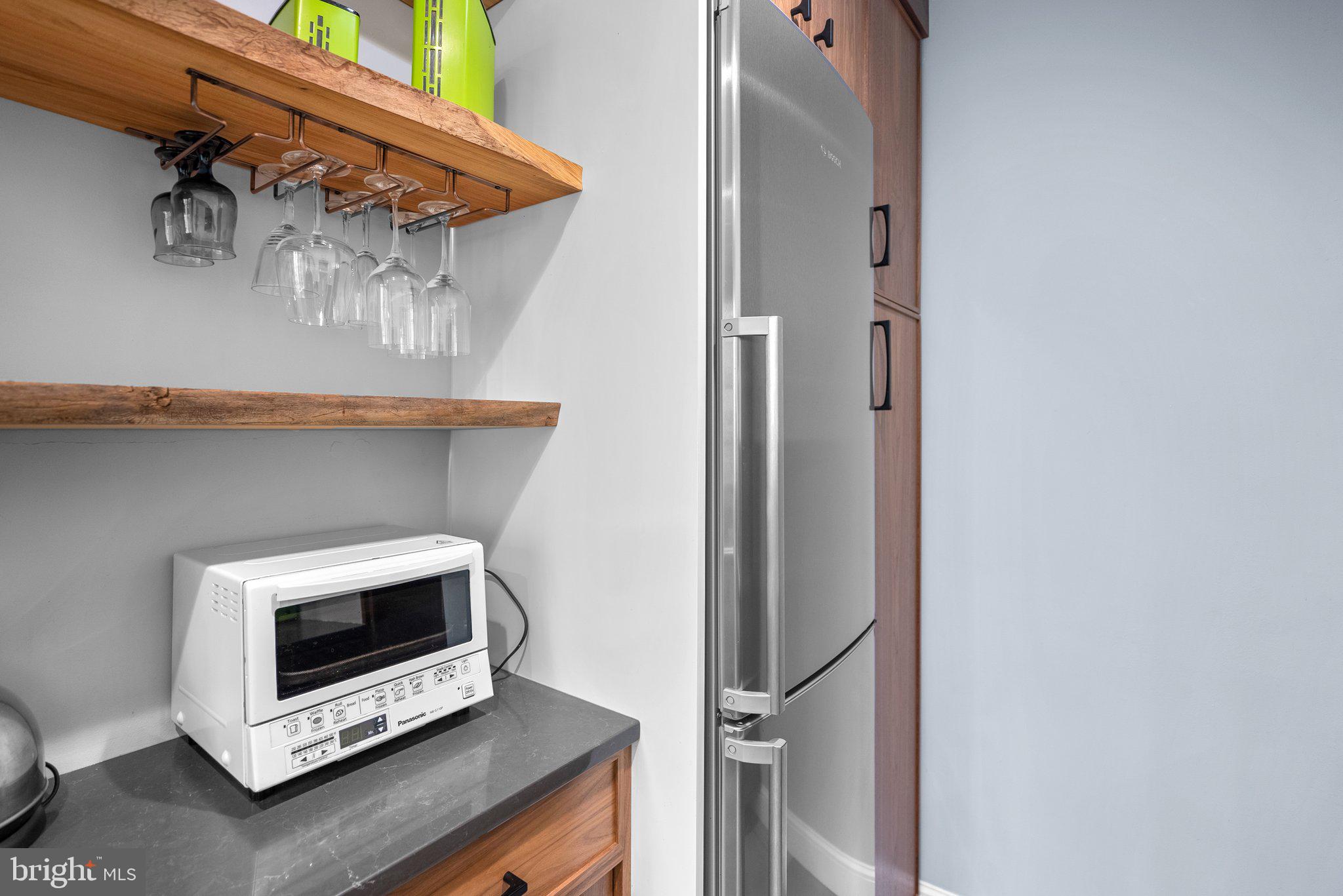 4831 Reservoir Road Northwest Washington, DC 20007 - Photo 15 of 44