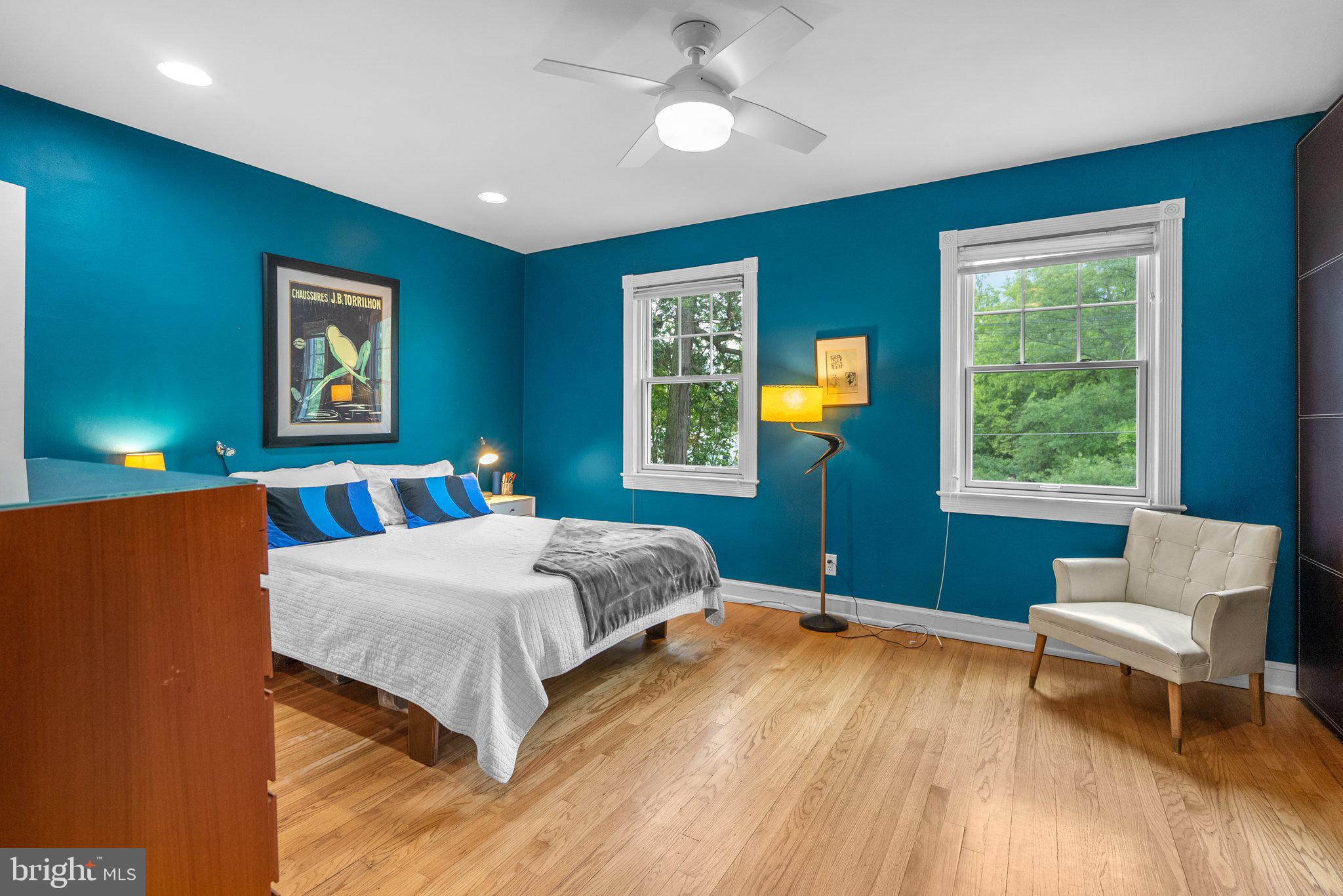 4831 Reservoir Road Northwest Washington, DC 20007 - Photo 18 of 44 Primary bedroom