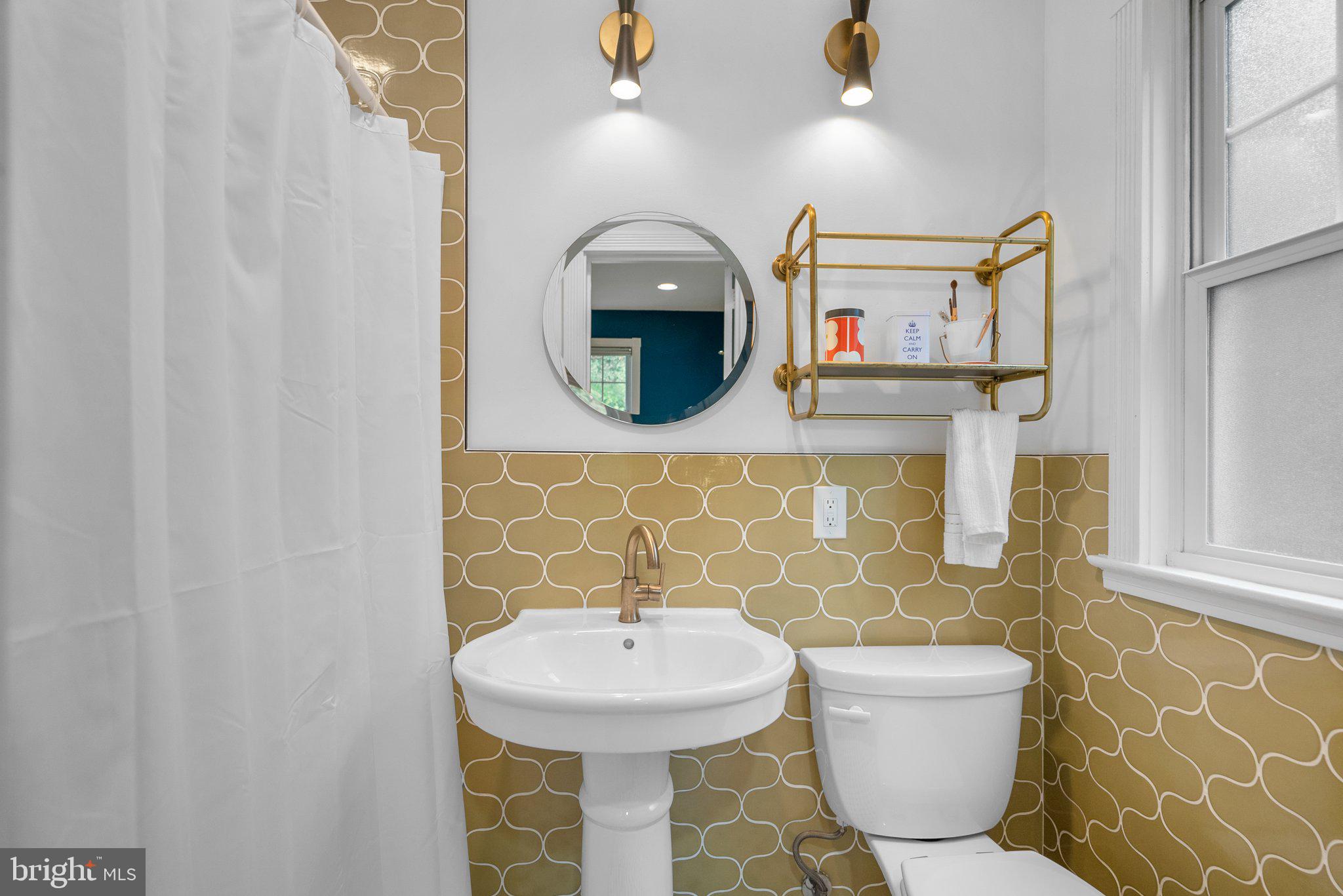 4831 Reservoir Road Northwest Washington, DC 20007 - Photo 22 of 44 Fully remodeled primary bathroom