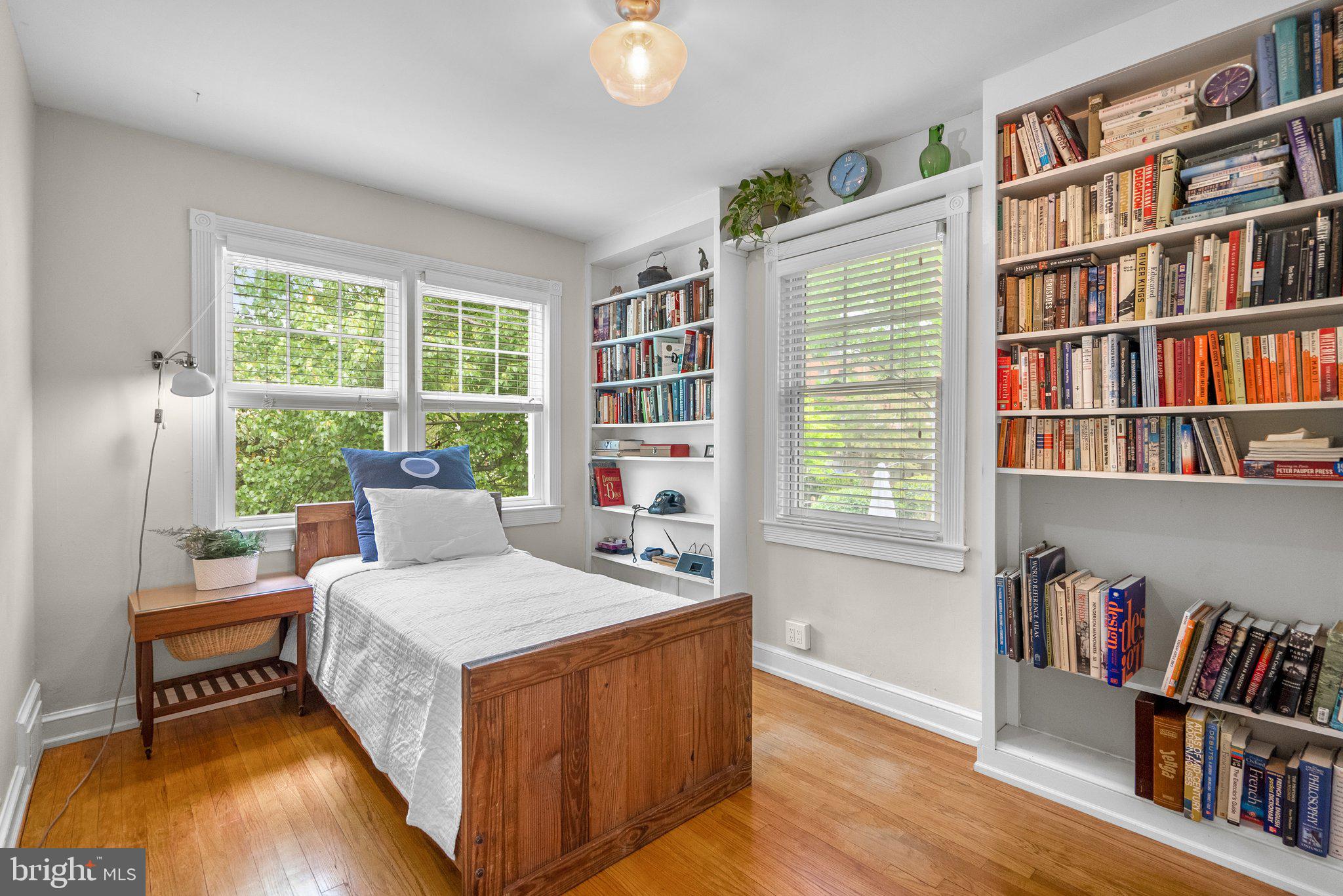 4831 Reservoir Road Northwest Washington, DC 20007 - Photo 23 of 44 Second bedroom