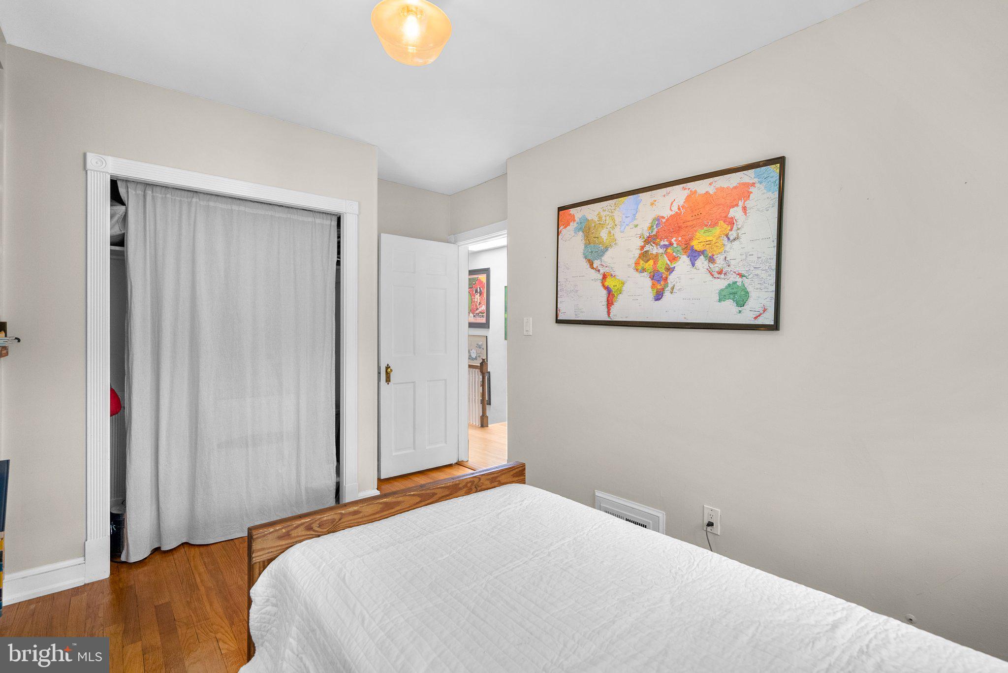 4831 Reservoir Road Northwest Washington, DC 20007 - Photo 24 of 44 Second bedroom