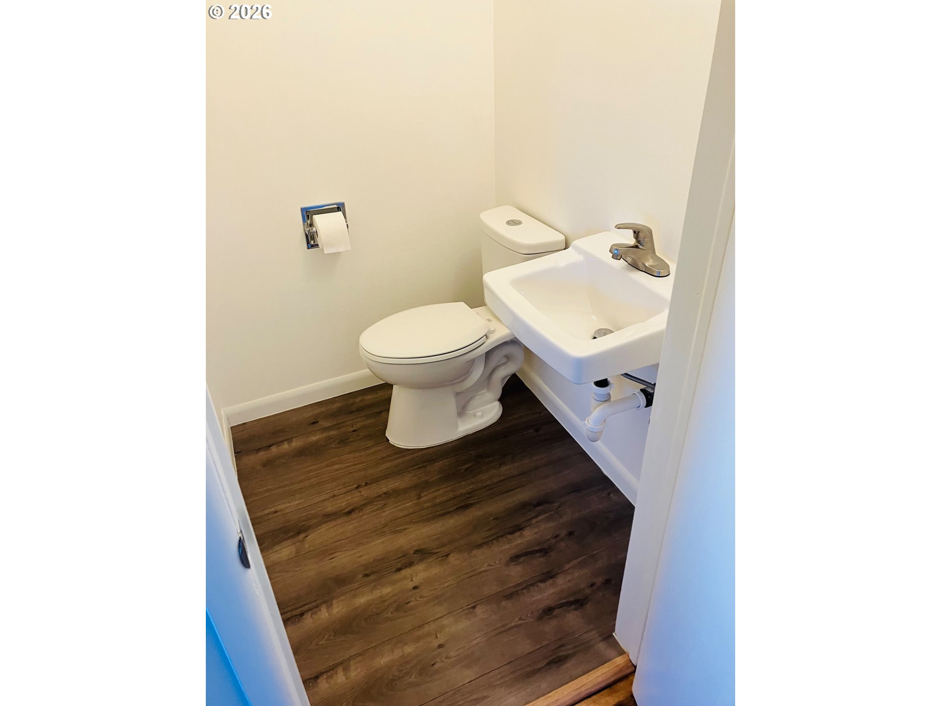 152 West C Street Springfield, OR 97477 - Photo 14 of 39