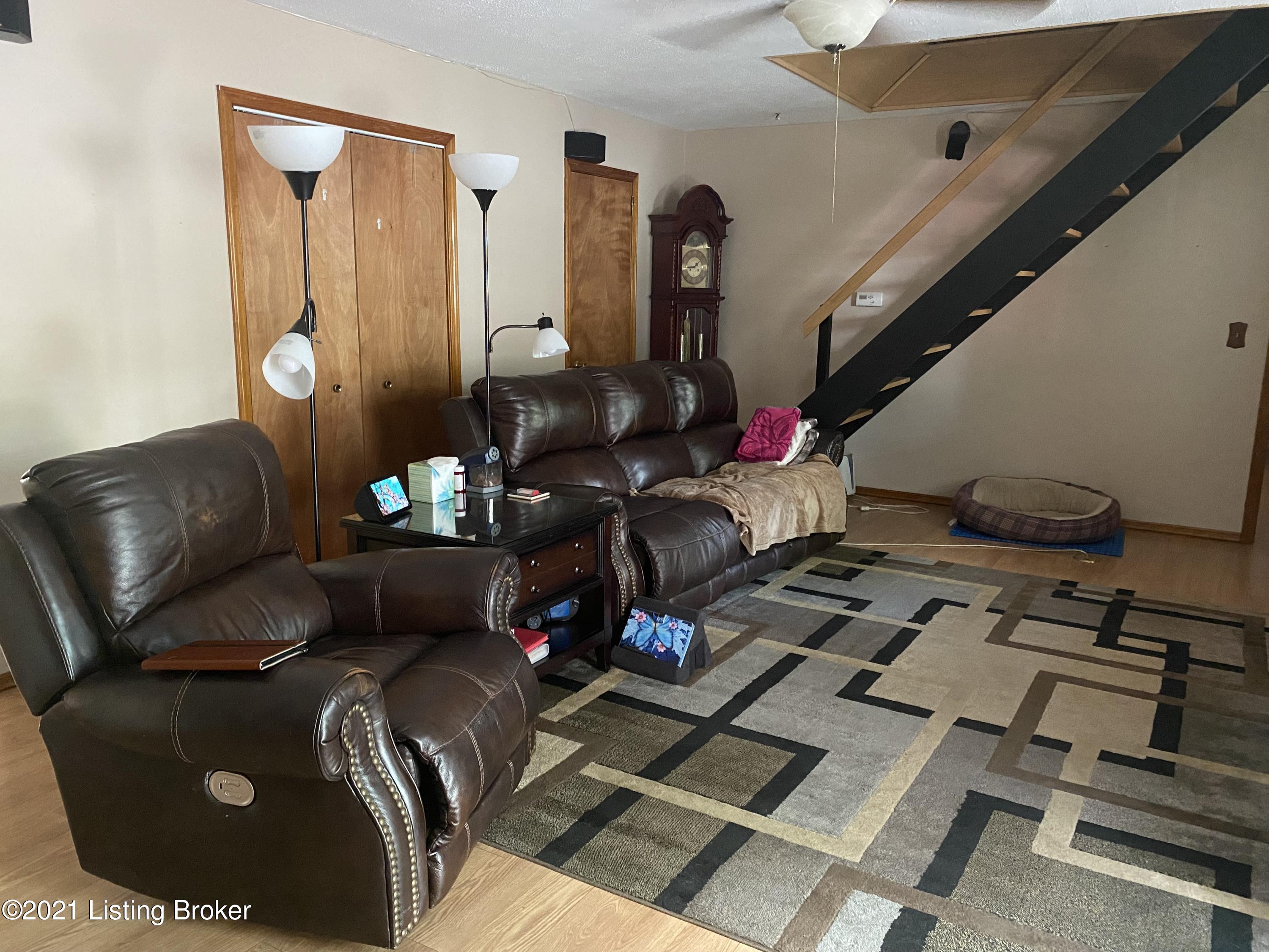 317 Mac Brae Road Louisville, KY 40214 - Photo 22 of 45 IMG_7812